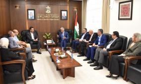 برهم يبحث مع وفد من الرابطة الطبية الفلسطينية الأمريكية دعم التعليم الطبي في غزة