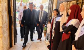 المحافظ دغلس يشارك في اختتام فعاليات النادي الصيفي "صناع التغيير"