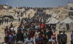 شهيدان وجرحى جراء استهداف الاحتلال منتظري المساعدات شمال غزة