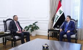 السفير الرويضي يلتقي رئيس الوزراء العراقي لبحث سبل وقف العدوان وتعزيز التعاون الثنائي