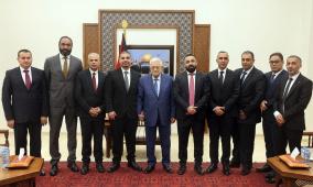 الرئيس عباس يستقبل مجلس نقابة المحامين الفلسطينيين