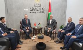 عصفور: منطقة جنين الصناعية مشروع وطني لتوسيع القاعدة الانتاجية