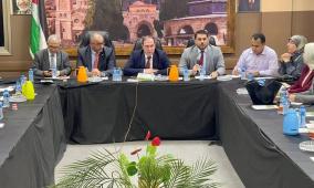 اتحاد الصناعات الغذائية ينفذ ورشة عمل متخصصة ضمن مشروع "الوظائف الخضراء وفرص الدخل المستدام للشابات والشباب الفلسطينيين في قطاع الأعمال الزراعية والأغذية"