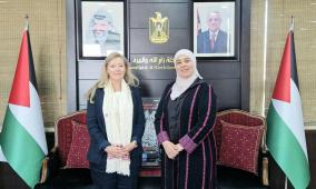 غنام تبحث مع القنصل البريطانية آخر المستجدات المتعلقة بعدوان الاحتلال على شعبنا 