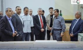 وزير الصناعة يتفقّد مركز الابتكار ومركز فحوصات الحجر والمواد الإنشائية ضمن مراكز خدمة المجتمع