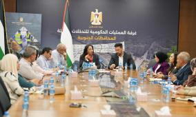 "العمليات الحكومية" تبحث الأوضاع الإنسانية في غزة وتدعو إلى تعزيز تنسيق الاستجابة الإغاثية