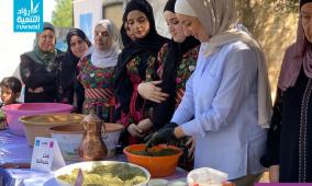 خاص| "تل الزعتر".. مشروع يزرع فرص عمل للنساء ويحفظ هوية المطبخ الفلسطيني