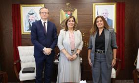 وزيرة المرأة ومدير منظمة العمل الدولية في القدس يبحثان سبل التعاون لدعم النساء العاملات