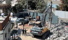 خاص| الاحتلال يوزع 30 إخطار هدم في العيسوية والزعيم تمهيدًا لتنفيذ مشروع “E1”