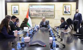 مصطفى يبحث مع وفد من المجلس الأوروبي آخر المستجدات