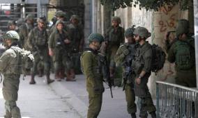 إصابة مواطنة جراء احتجازها والاعتداء عليها من جنود الاحتلال جنوب الخليل