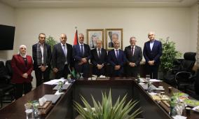 المدرسة الوطنية للإدارة تستكمل المرحلة الثانية من مقابلات مدربي برنامج إعداد القادة