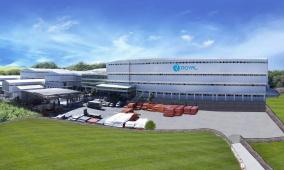 بعد تعرّضها لحادث حريق ضخم.. شركة رويال تعود بقوّة لسوق العمل بإسناد من غرفة تجارة وصناعة الخليل