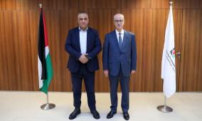 رئيس لجنة الانتخابات يستقبل قائد جهاز الارتباط العسكري لبحث التحضير للانتخابات المحلية 2026