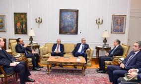 الشيخ يلتقي وزير الخارجية المصري ومدير المخابرات