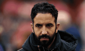 مانشستر يونايتد يعلن رحيل مدربه البرتغالي روبن أموريم