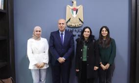 وزير الثقافة يبحث مع مدير مركز رواق للمعمار الشعبي التعاون المشترك