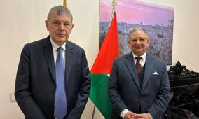 سفير فلسطين لدى الكرسي الرسولي يستقبل المفوض العام للأونروا