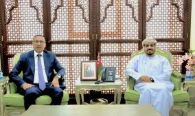 الرويضي يبحث مع الهيئة العُمانية للأعمال الخيرية التعاون والدعم الإنساني المقدم لفلسطين