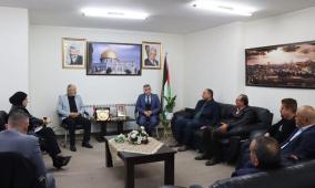 وزارة النقل والمواصلات وبلدية سلواد تبحثان تطوير خدمات دائرة السير