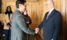 مصطفى يبحث مع وزير الخارجية السعودي آخر المستجدات وتنسيق المواقف المشتركة