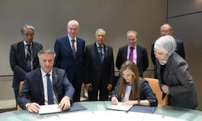 الوزير عساف يوقع اتفاقيتي تعاون مع "روسيا اليوم" ووكالة "سبوتنيك" الروسيتين