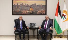 الشيخ يلتقي السفير المصري