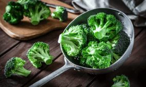 سيقان البروكلي.. كنز غذائي غني بالألياف والمعادن