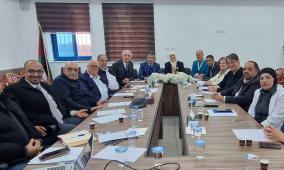 انعقاد الاجتماع الأول للمجلس الاستشاري لمجمع فلسطين الطبي وانتخاب المحافظ غنام رئيساَ