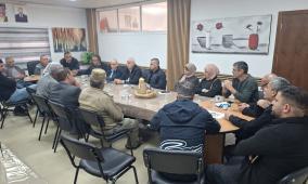 بلدية عزون تستقبل مدير مديرية الشؤون المدنية في قلقيلية وتبحث تداعيات إغلاق مداخل البلدة