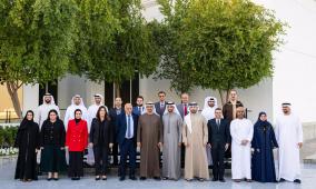 رئيس الإمارات يستقبل وفد المشاركين في الاجتماع العربي للقيادات الشابة 
