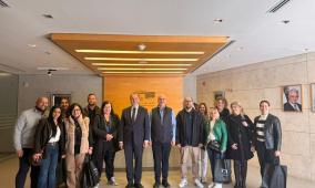 القنصل اليوناني في القدس يزور متحف ياسر عرفات