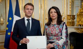 السفيرة هالة أبو حصيرة تقدم أوراق اعتمادها إلى رئيس الجمهورية الفرنسية رسميا