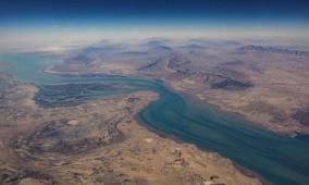 إيران: لا مفاوضات مع واشنطن وإغلاق مضيق هرمز مستمر