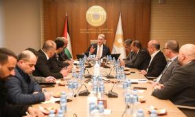 "سلطة النقد" و"نقابة المهندسين" و"اتحاد المقاولين" يناقشون خطة تطبيق قانون خفض استخدام النقد