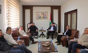 الأحمد يلتقي نقابة أصحاب شركات ومعارض الشاحنات والمعدات الثقيلة