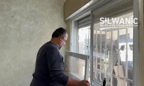 مقدسي يشرع بإخلاء منزله في سلوان تمهيداً لهدمه 