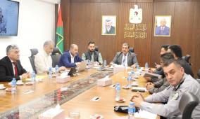 مقبل يترأس الاجتماع الدوري الـ 17 للجنة الفنية المنبثقة عن اللجنة الوزارية للاعمال الطارئة