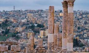 2.17 مليار دولار الدخل السياحي للأردن منذ مطلع العام وبانخفاض 10.4%