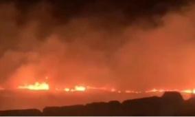 مستوطنون يحرقون أراضي زراعية في قرية المغير