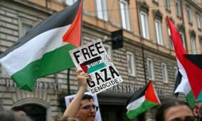 220 كاهنا يطالبون الأساقفة الإيطاليين بدعم حقوق الشعب الفلسطيني ومحاسبة الاحتلال