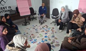 جمعية المرأة العاملة تختتم برنامج الرعاية الذاتية لكادرها المتخصص في مدينة غزة