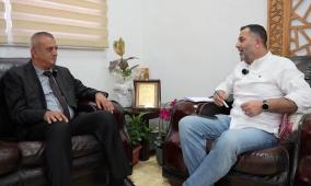 رئيس بلدية طولكرم لراية: مشاريع لتأهيل المداخل والشوارع رغم الأوضاع المالية الصعبة