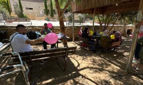 جمعية المرأة العاملة تنفذ جلسة توعوية وتفريغ نفسي للأشخاص ذوي/ات الإحتياجات الخاصة في رام الله