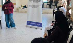 جمعية المرأة العاملة للتنمية تنفذ ورشة عمل حول دور النساء في تعزيز المشاركة المجتمعية في أم سلمونة