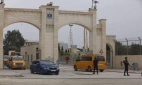 اتفاق على تشكيل لجنة فلسطينية - أردنية لتذليل العقبات التي تواجه المسافرين على معبر الكرامة