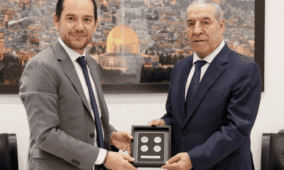 الشيخ يستقبل القنصل العام الفرنسي وممثلة الكونفدرالية السويسرية في لقاءين وداعيين