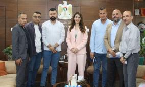نحو شراكة فاعلة لتمكين الشباب وتشغيلهم.. وزارة العمل ومؤسسة "بيتنا الشبابي" تبحثان آفاق التعاون المشترك