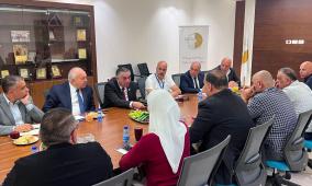 مصلحة مياه محافظة القدس وغرفة تجارة وصناعة محافظة رام الله والبيرة تؤكدان تعزيز الشراكة لخدمة القطاع الاقتصادي وتطوير خدمات المياه