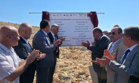 وزير التربية يضع حجر الأساس لمدرسة مهنية ويتفقد المدارس الصيفية في طوباس